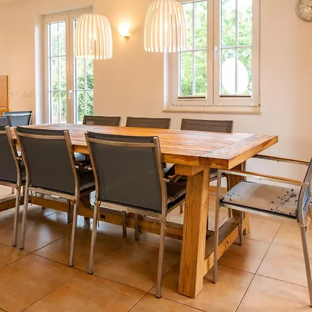Mit Garten Und Whirlpool Holiday home Gramkow